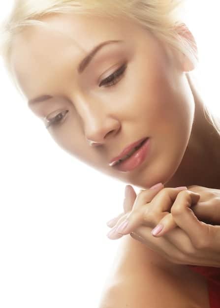 Prevent Premature Aging: Top 5 Antioxidants for Skin in 2025