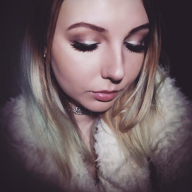 Smoky Eye Secrets: Long-Lasting Flawless Blends